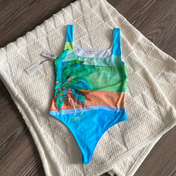NWT Babaton contour printed bodysuit. Bought for a trip and didn’t wear. - Picture 1 of 2